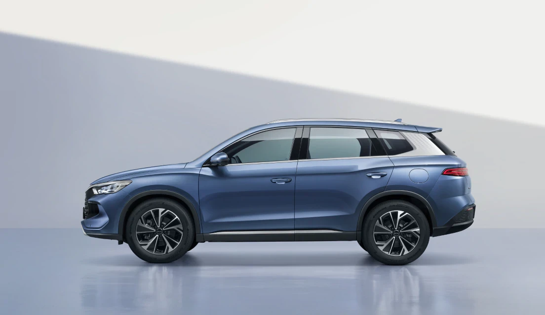 byd-sealion5-dmi-kulso-oldalrol-2