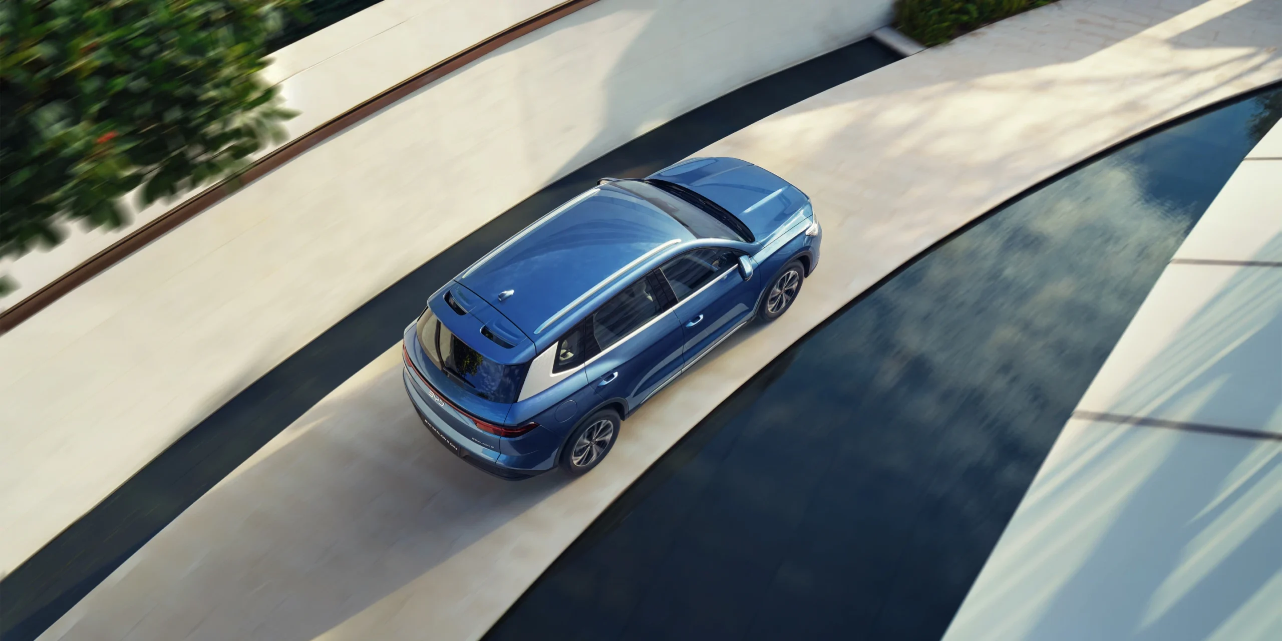 byd-sealion5-dmi-modern-uton-felul-nezetbol