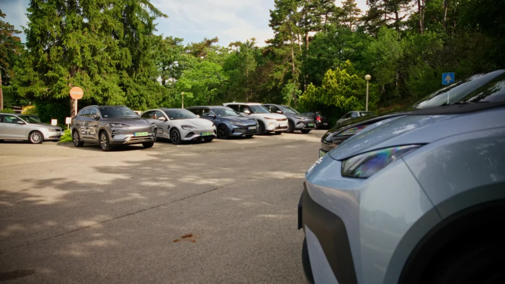 byd-roadshow-parkolo-tele-byd-autokkal