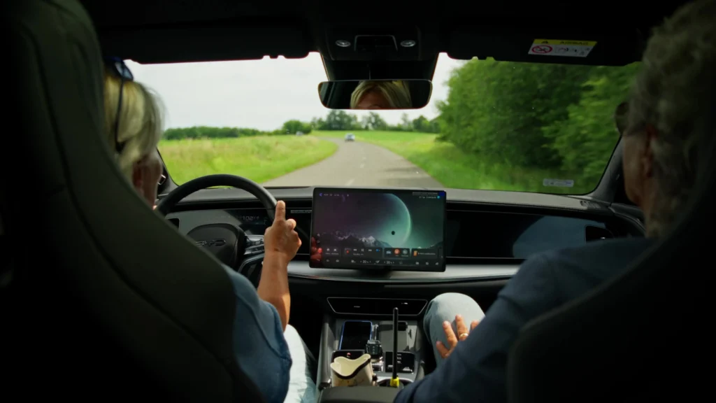 byd-roadshow-tesztvezetes-belso-kamera